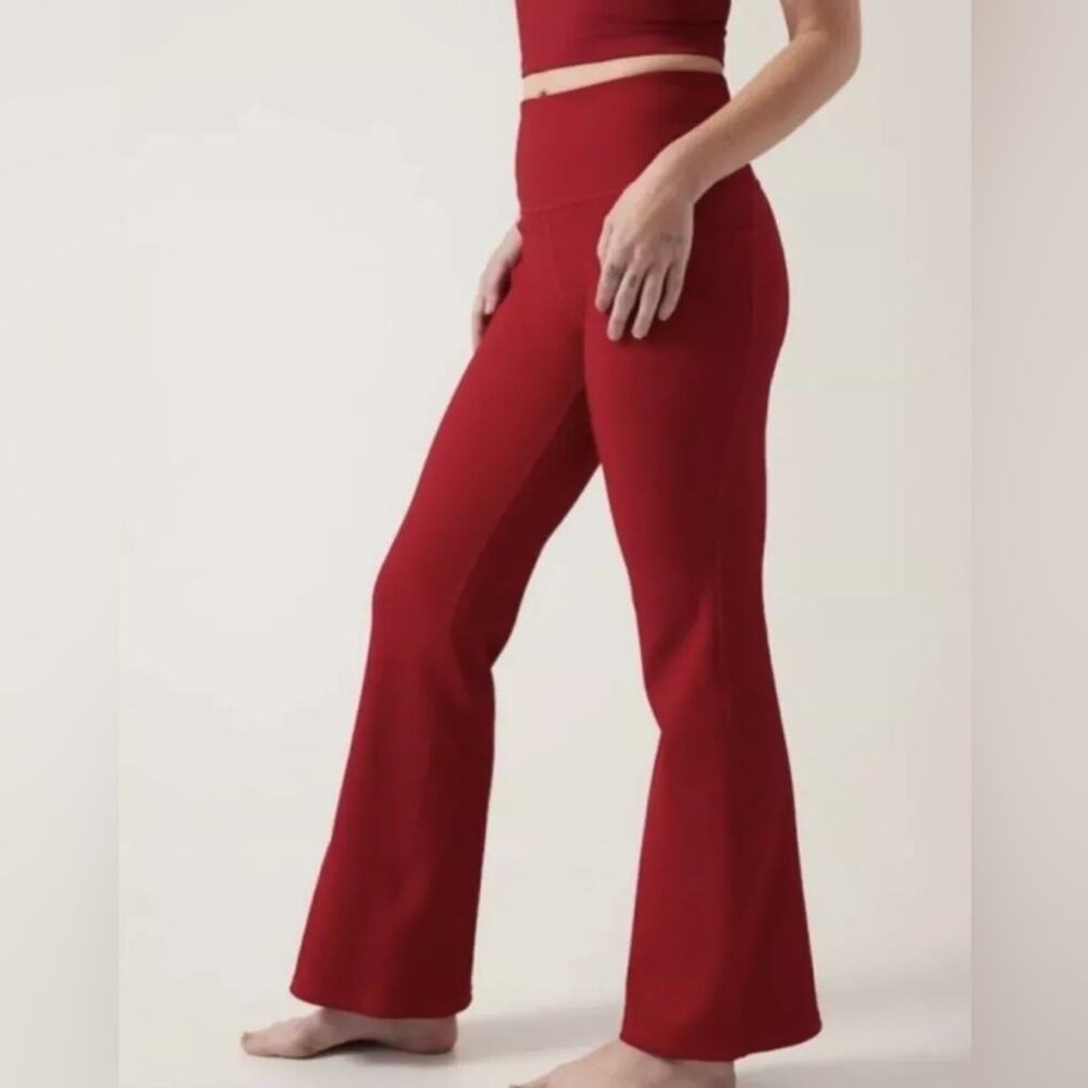 Athleta Salutation Stash Pocket Rib Flare Meg Red Pants Size XXS